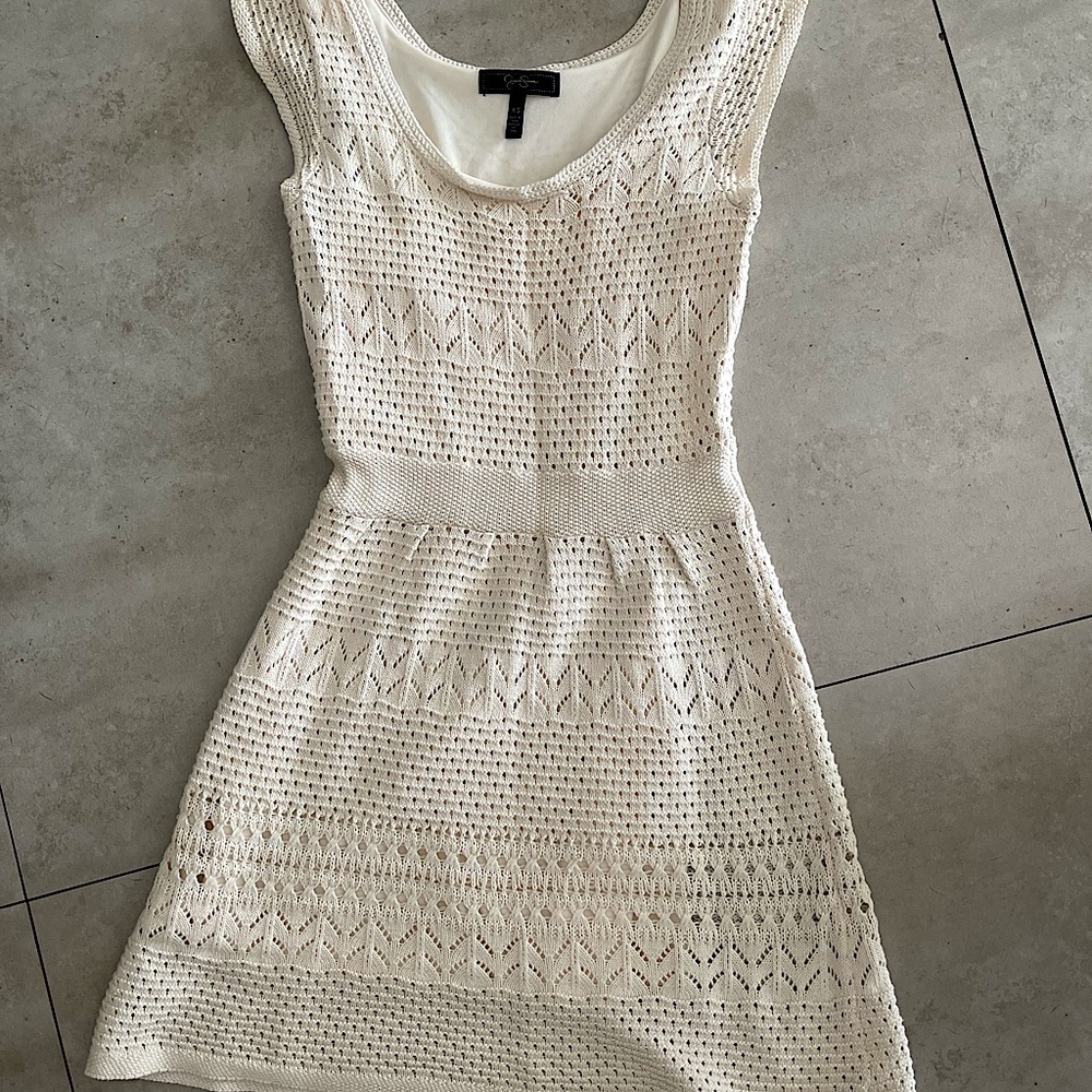 Jessica Simpson XS White/Cream Crotchet Lined Dress like new